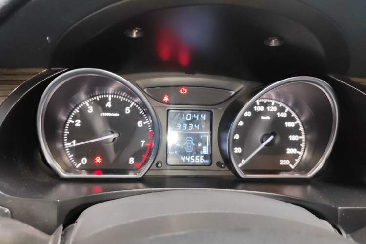 Used Zotye T600 2016 1.5T Manual Luxury Model Instrument Cluster