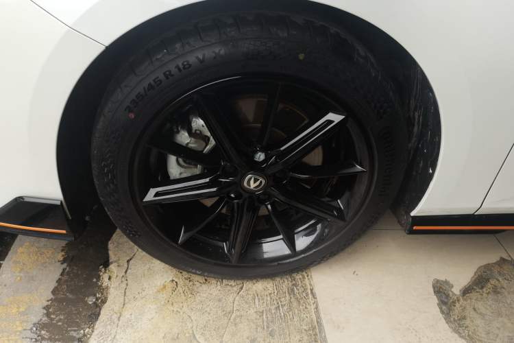 Used CHANGAN UNI-V 2023 2.0T Sport Edition Exterior 4