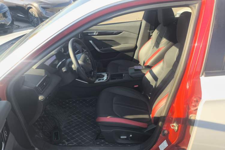 Used Dongfeng Aeolus Yixuan 2020 230T Automatic Cool Stylish Dark Knight Edition