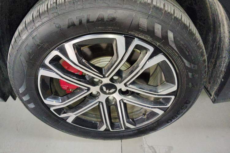 Used Wuling Alvez 2022 1.5T CVT Trendy & Cool Edition Exterior 7