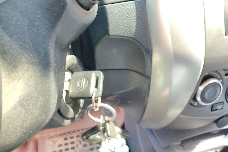 Used Nissan Livina 2013 Jingrui 1.6XL Manual Comfort Edition Vehicle Key