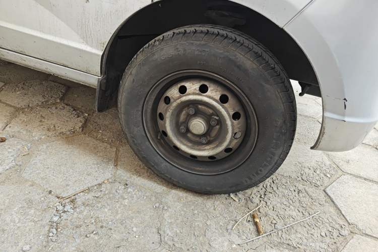 Used Wuling Rongguang S 2021 1.2L Standard Model Window-Sealed Car with Air Conditioning 2 Seats LSI