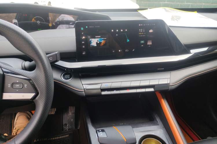 Used CHANGAN UNI-V iDD 2023 Zhidian iDD 1.5T 113km Smart & Fun Version (Rapid Edition)