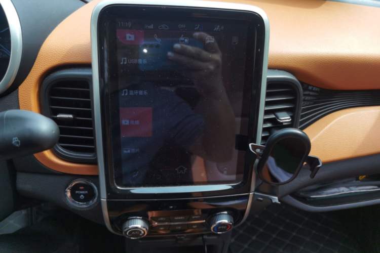 Used Chery Little Ant 2018 400 4-Seater Smart Edition Audio And AC Panel