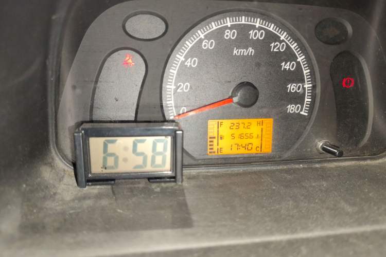 Used Wuling Zhiguang 2015 1.2L Practical LS-I Model