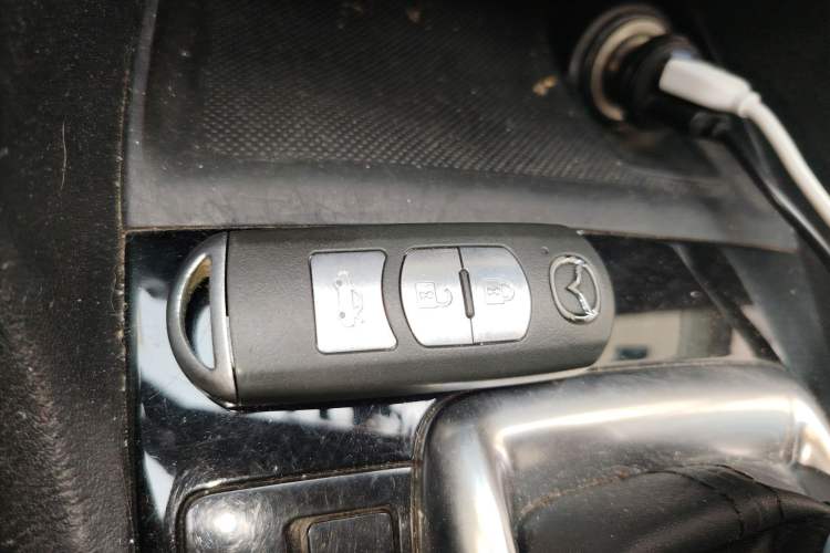 Used Mazda 3 Axela 2016 Sedan 1.5L Automatic Luxury Model Vehicle Key