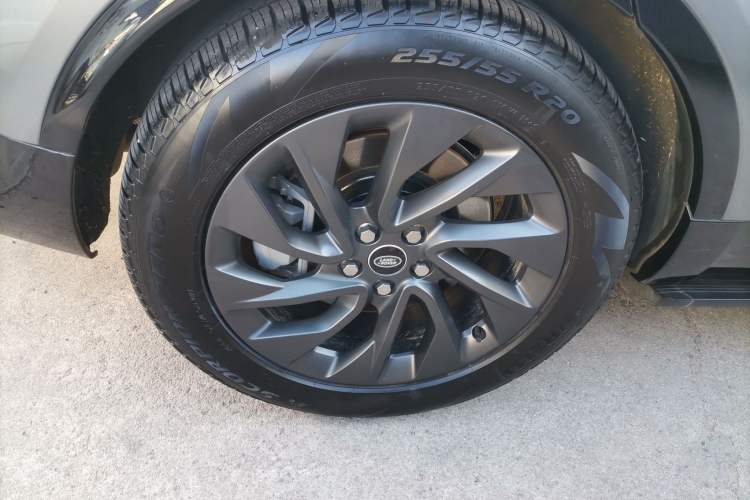 Used Land Rover Discovery 2023 360 PS R-Dynamic S
