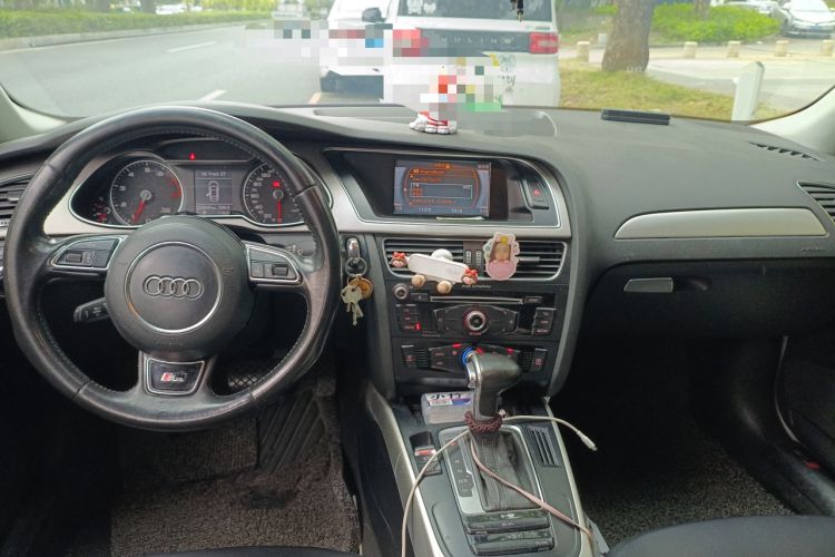 Used Audi A4L 2013 35 TFSI Automatic Standard Model
