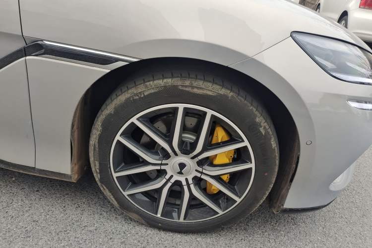 Used Denza Z9GT 2024 630 All-Wheel Drive Max Edition