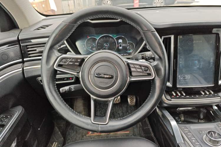 Used Zotye T700 2017 1.8T Dual-Clutch Prestige Model
