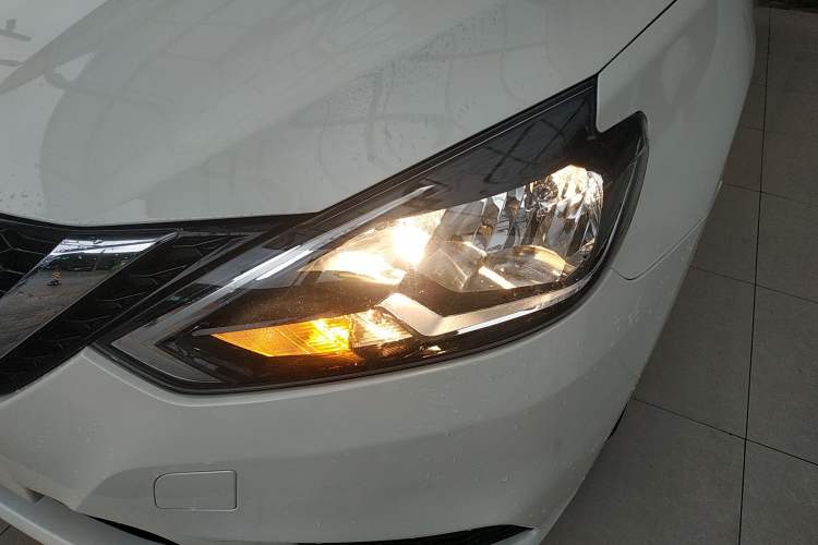 Used Nissan Sylphy 2022 Classic 1.6XE CVT Comfort Edition Left Front Headlight
