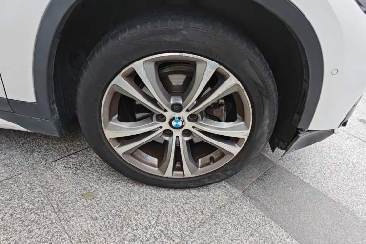 Used BMW X1 2016 sDrive18Li Premium Edition
