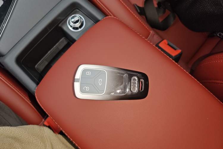 Used Audi A4L 2025 2 Million Units Enjoyment Version 40 TFSI Luxury Dynamic Edition