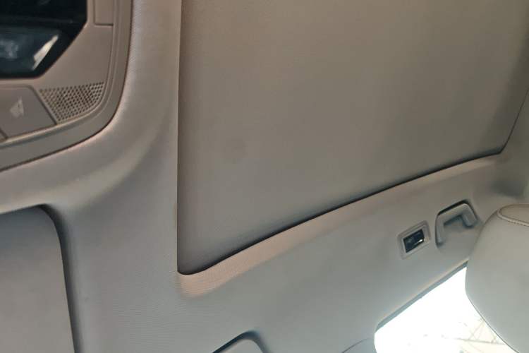 Used Chery Tiggo 7 PLUS New Energy 2023 1.5T ZhiShang Trim Headliner