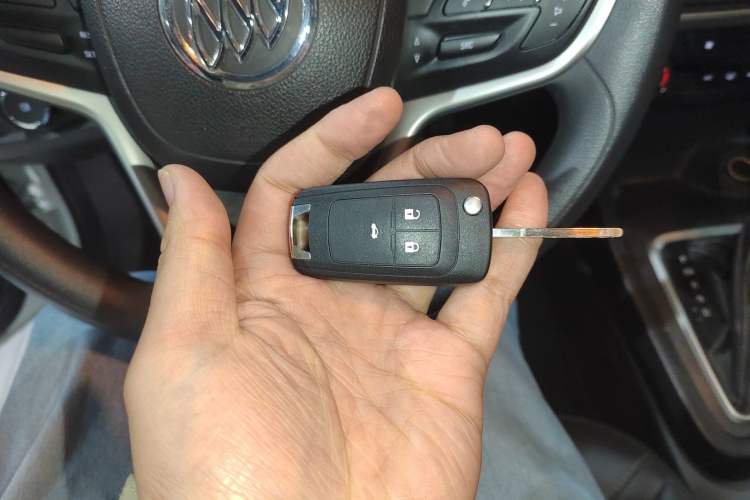 Used Buick GT 2021 Revised Version 1.3T Automatic Mild Hybrid Elite Edition Vehicle Key