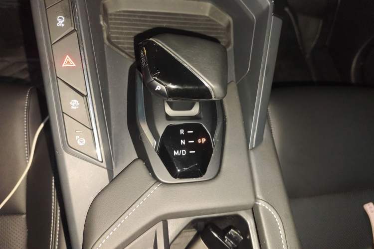 Used Lynk & Co 06 2023 Remix 1.5T Shero