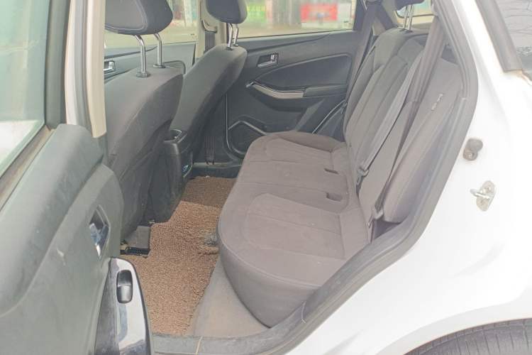 Used Venucia T70 2016 1.6L Manual Ruixing Edition
