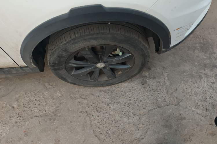 Used BYD Yuan New Energy 2018 EV360 Smart Connect Cool Edition
