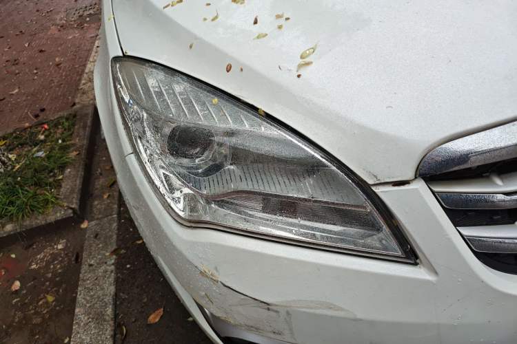 Used Changan CS35 2016 1.6L Automatic Luxury Model China V Standard