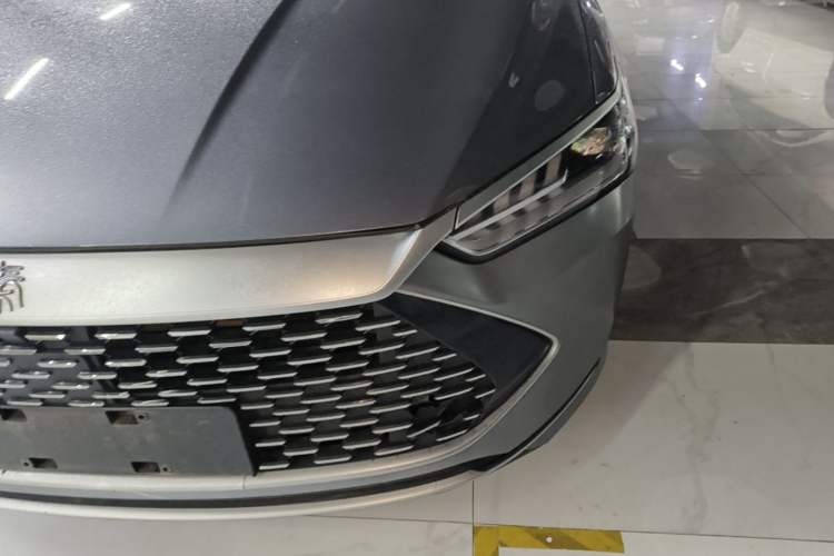 Used BYD Qin PLUS 2024 HONOR Edition DM-i 55KM Leading Model
