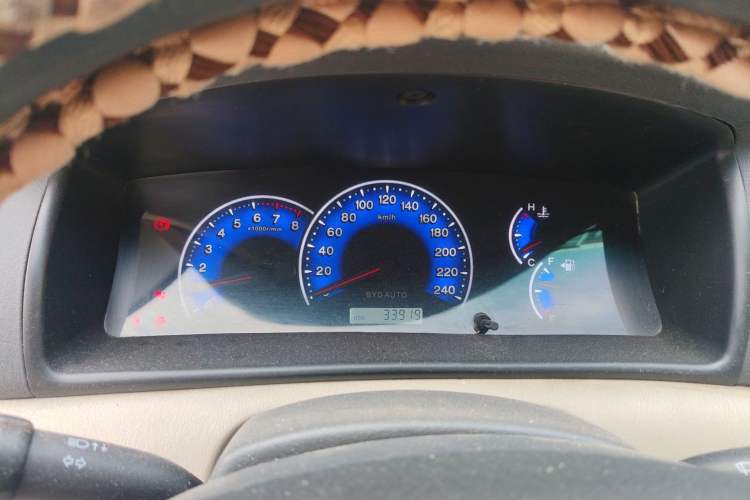 Used BYD F3R 2011 1.5L Comfort Version
