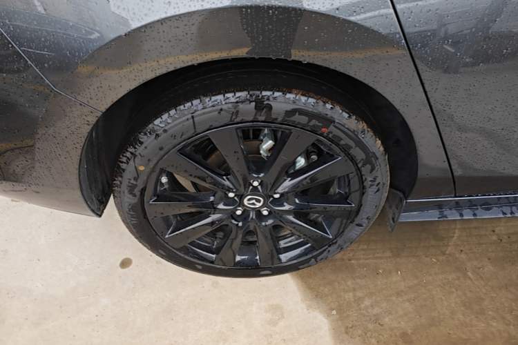 Used Mazda 3 Axela 2025 Model, 2.0L Automatic, Quality Excellence Edition