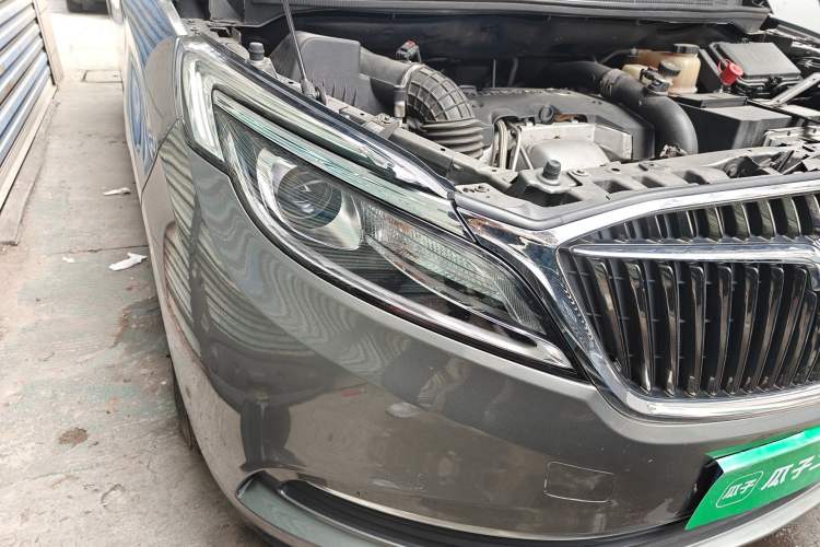 Used Buick GL8 2018 ES 28T Comfort Model China VI Standard