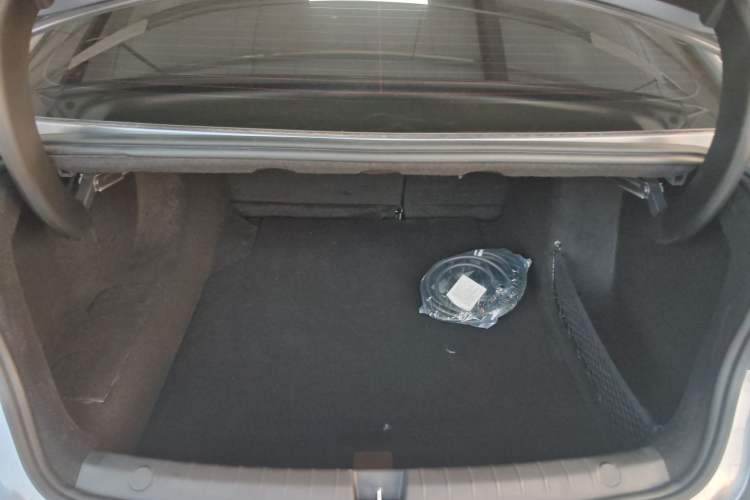 Used BYD Qin PLUS 2024 HONOR Edition DM-i 55KM Leading Model
