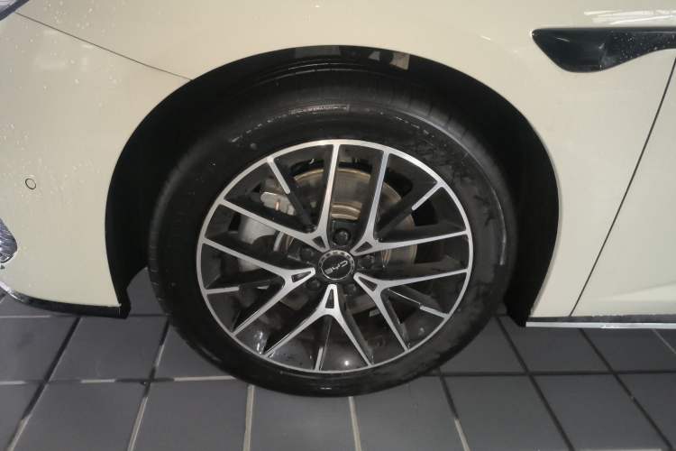 Used BYD Seal 07 DM-i 2025 Intelligent Driving Version DM-i 1.5L 125 km Prestige Edition
