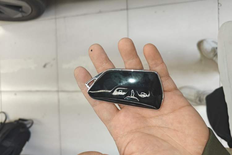 Used Volkswagen ID.UNYX 2024 Revised Pro Long-Range Version
