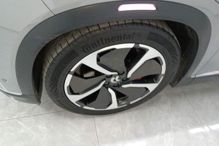 Used Nio ES8 2020 580 km Range Signature Edition Six-Seater Version
