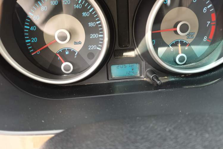 Used Buick Excelle 2015 1.5L Manual Classic Trim
