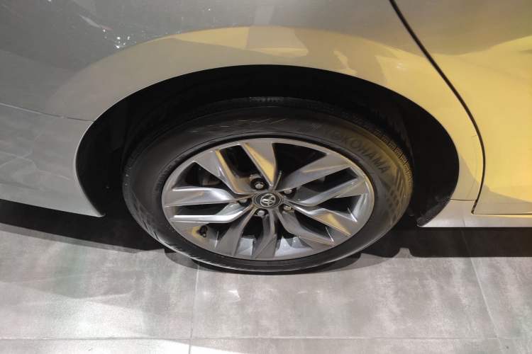 Used Toyota Avalon 2021 2.5L Luxury Edition