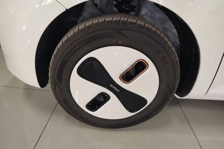 Used CHANGAN NEVO Lumin 2026 Model Treasure Edition 205km Passionate Beige Ningde Exterior 7