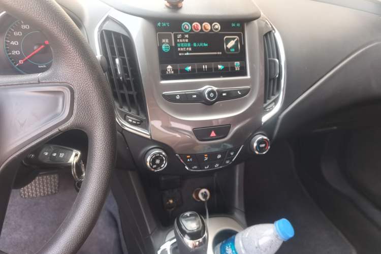 Used Chevrolet Cruze 2017 1.5L Automatic Pioneer Sunroof Edition