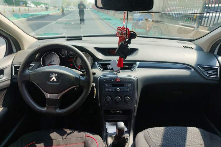 Used Peugeot 308 2014 Enjoy Edition Classic 1.6L Manual YouShang Model