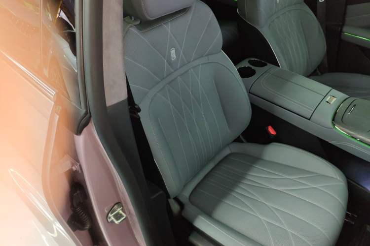 Used Geely Galaxy E8 2025 700 km Long-Range Intelligent Driving Version
