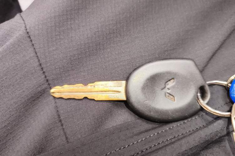 Used Wuling Rongguang 2014 1.2L S Base Model Vehicle Key