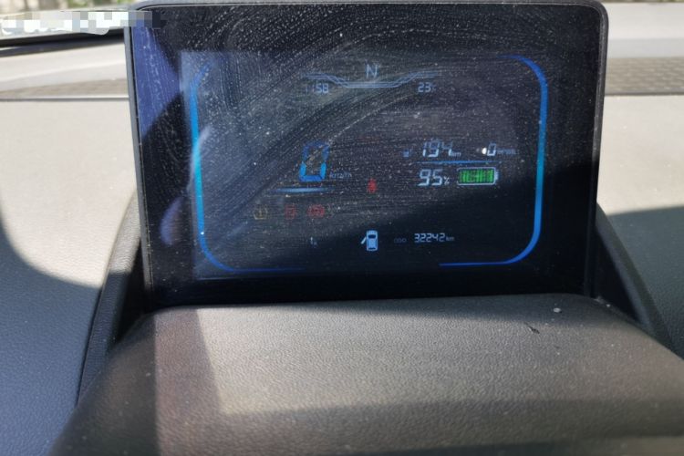Used CHANGAN NEVO Lumin 2023 205km Xiangqin Version
