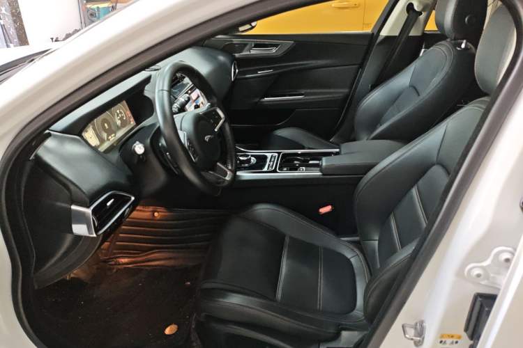 Used Jaguar XEL 2018 2.0T 200 PS Premium Edition
