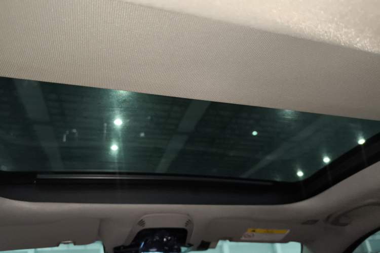 Used Alfa Romeo Giulia 2017 2.0T 200HP Luxury Edition