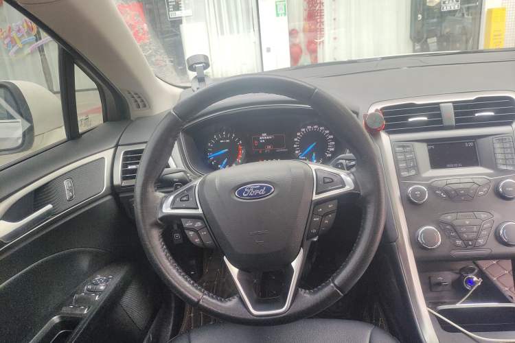 Used Ford Mondeo 2018 EcoBoost 180 Smart Control Fashion Model China V Standard