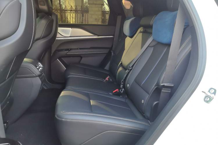 Used Cadillac XT5 2025 2.0T Prestige Version