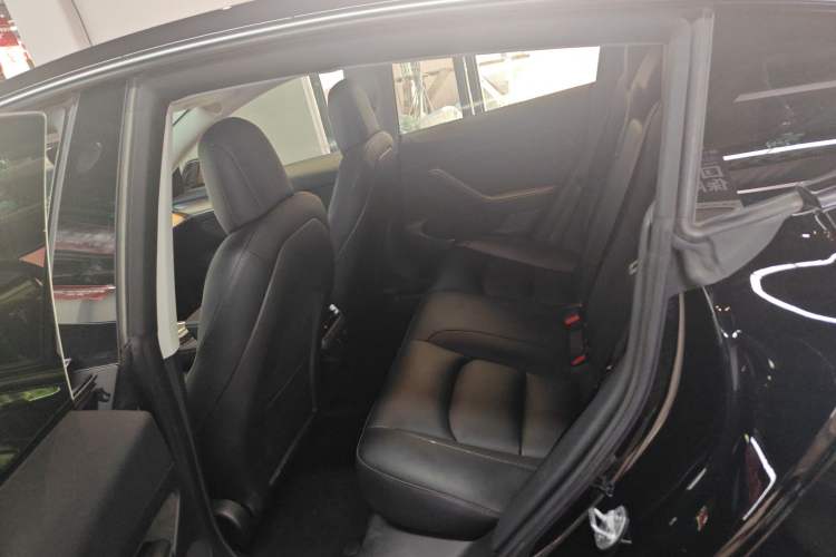 Used Tesla Model 3 2022 Rear-Wheel-Drive Version Left Rear Seat