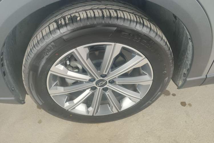 Used Chery Tiggo 8 L 2025 Model 2.0T Two-Wheel Drive Changhong Edition—5 Seaters