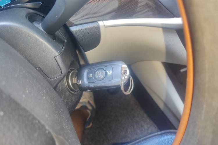 Used Buick Verano 2019 Sedan 15S Automatic Leading Model