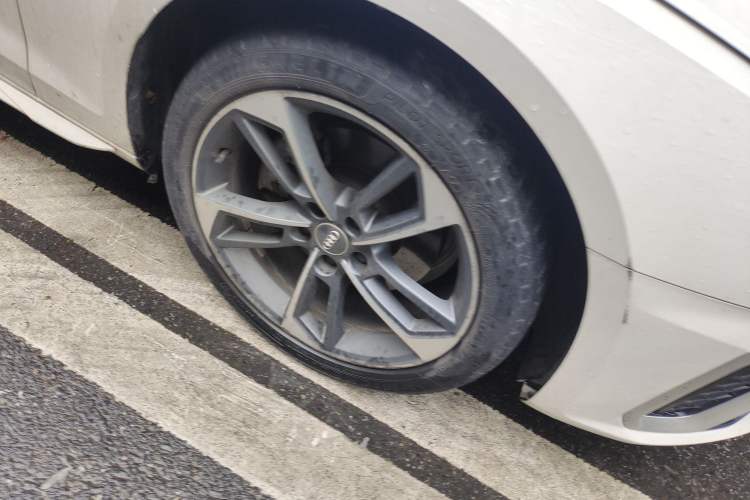 Used Audi A4L 2020 40 TFSI Fashion Dynamic Model Right Front Wheel Hub