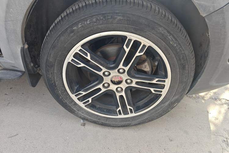 Used FORTHING Joyear SUV 2012 1.6L Comfort Model