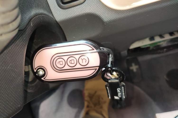 Used Wuling Hongguang MINIEV 2022 Macaron Premium Model – Lithium Iron Phosphate