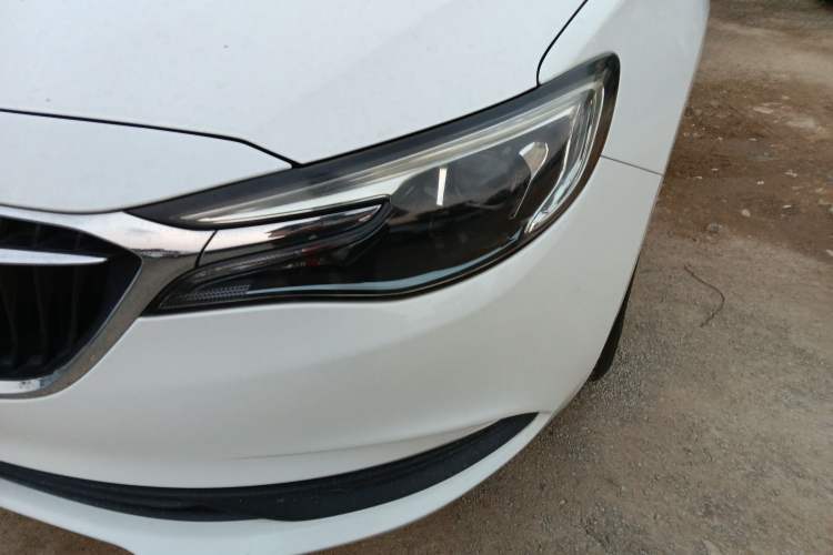 Used Buick GT 2018 18T Automatic Elite Model Left Front Headlight